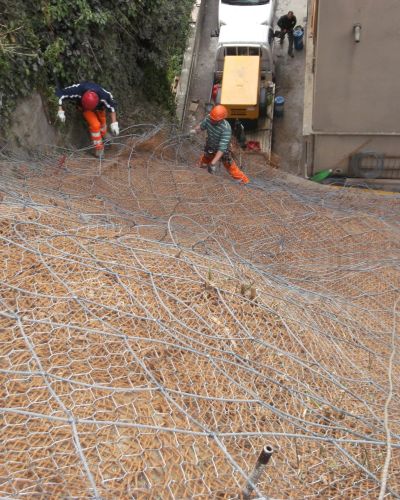 EMMEBI CONSOLIDAMENTI - Reti su scarpata